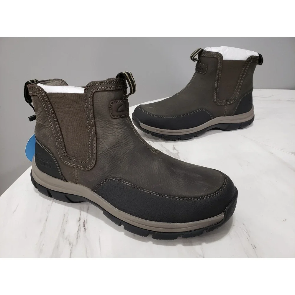 NEW NO BOX SIZE 8.5 Clarks Walpath Easy Men's Boots TAUPE LEATHER